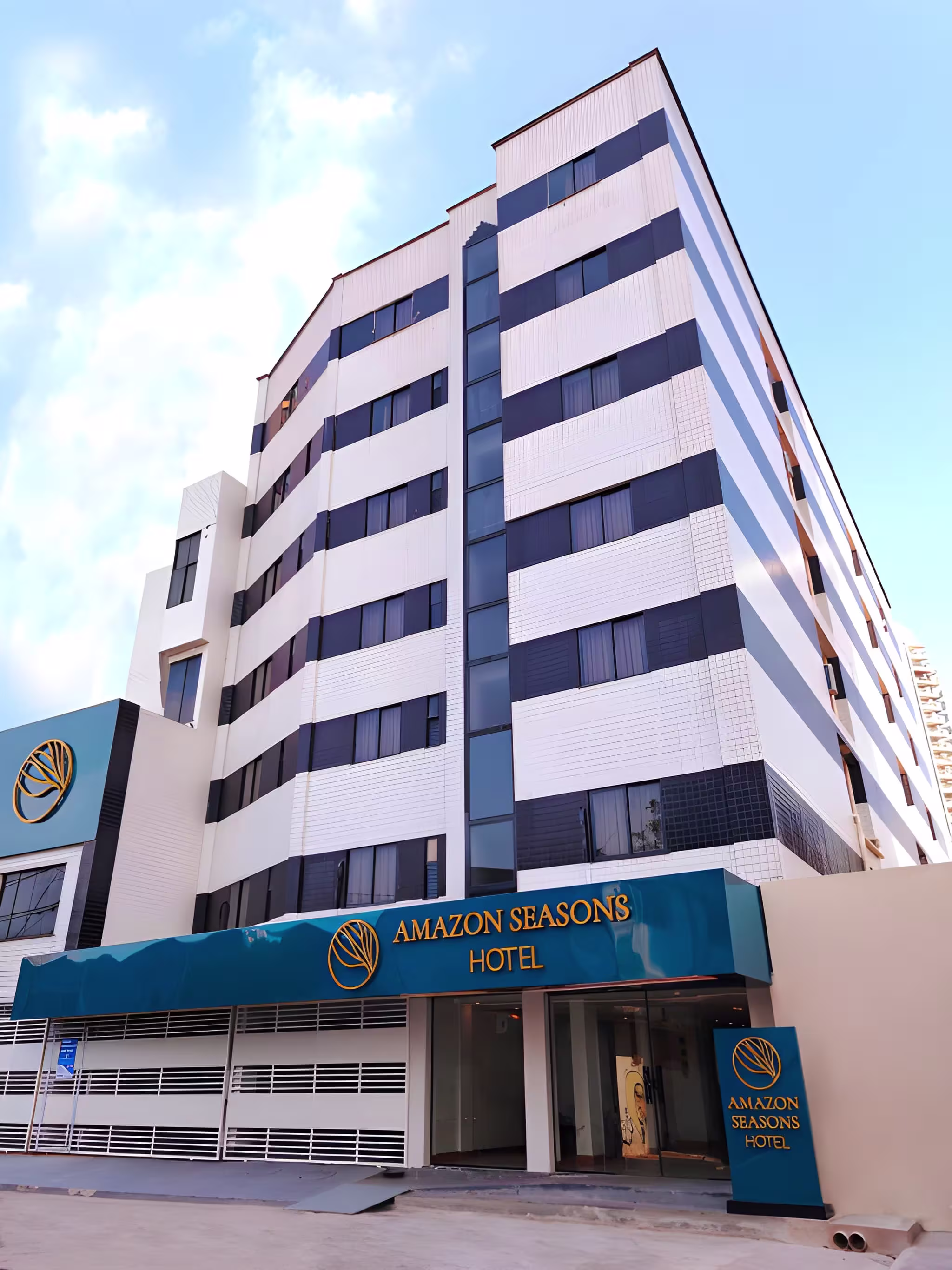 Amazon Seasons Hotel